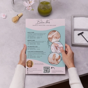 Dienstenflyer voor een massage- en pedicuresalon